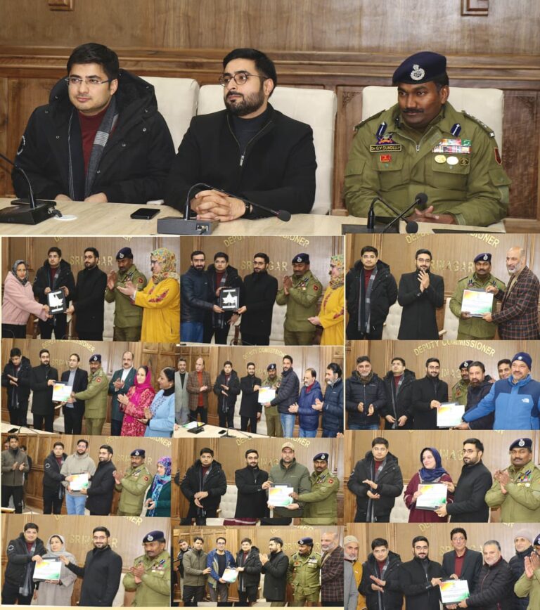 Srinagar District Administration holds award ceremony to felicitate meritorious Civil & Police officials in the run up to Republic Day Celebrations
