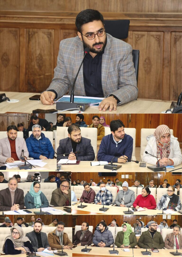 DC Srinagar reviews  progress of Mission Yuva scheme in the district