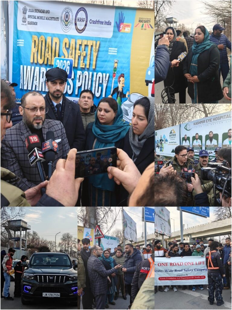 District Judiciary Srinagar organised Traffic Awareness drive in Srinagar